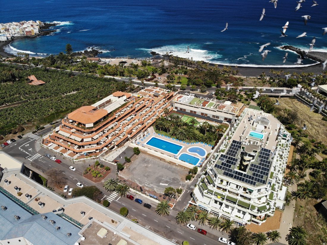 Vista aérea de los complejos Bahía Playa en Puerto de la Cruz